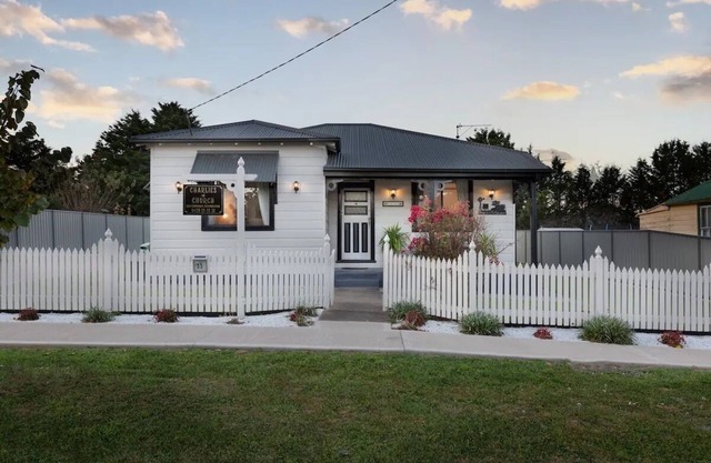 1940"s Renovated Cottage In Beautiful Historic Taralga.n