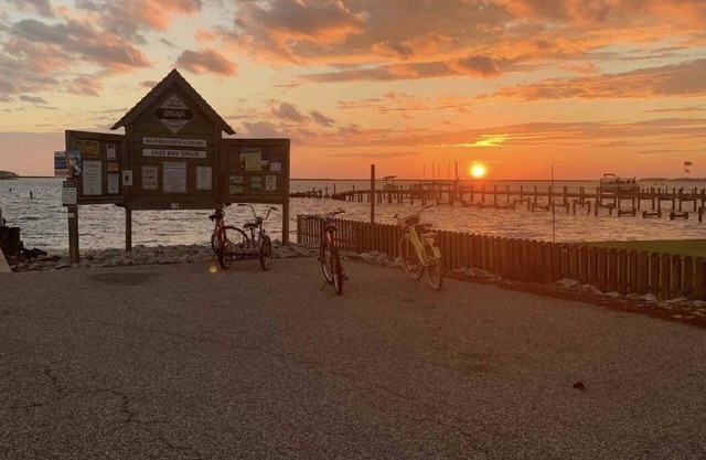 1950’s Fishing Beach Bungalow with incredible sunsets!