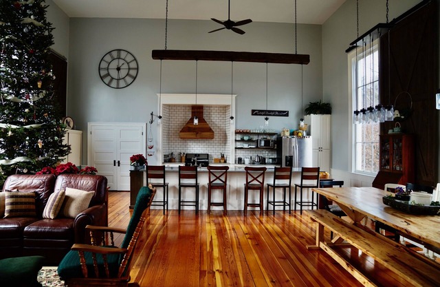 19th Century Renovated Church Building. A spacious sanctuary retreat.