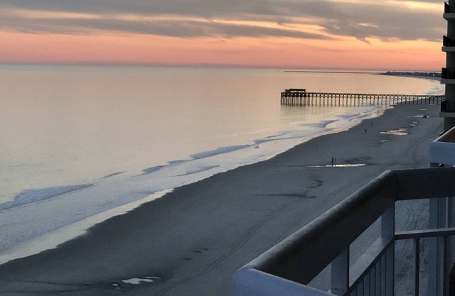 1BR, 2BA Oceanfront Condo- Unit 1408 - All New Amenities!