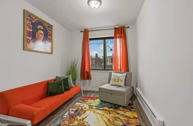 1BR Apartment Close to Downtown