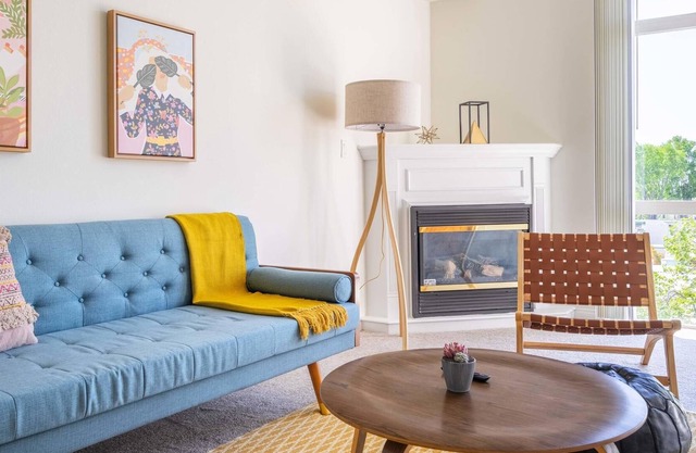 1BR Apartment in Thousand Oaks