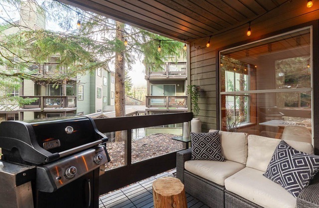 1BR | Powderview - Creekside | Bright and Cozy | Private Bike/Ski Storage | Free Parking