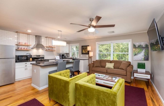 1BR Sparkling Clean Apartment, KING Bed