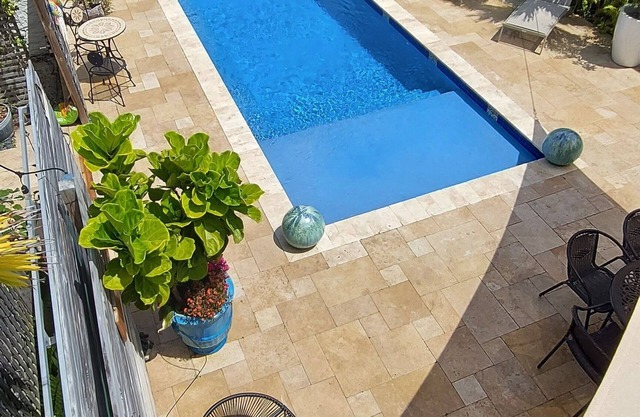 1BR Villa- Gorgeous/Pool, Walk to Ave/Beach- Short-Long Term Disc-All included