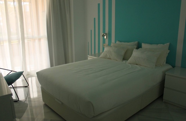 1st line of beach, urb Las Americas; Ideal for relaxation of the whole family