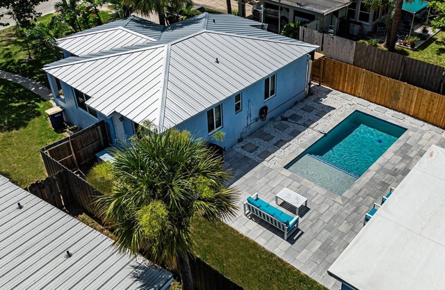 2/2 Island Home Private Pool