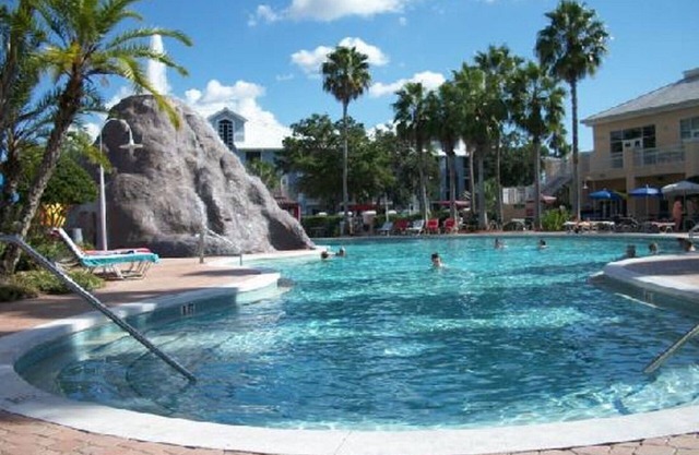 2 BDRM~ GRANDE VILLAS~ SEAWORLD 3 MILES AWAY~ DOWNTOWN DISNEY 2 MILES~ BOOK NOW