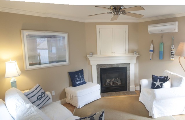 2-Bdrm, Parking, Fire Place, Outdoor Space, Close to everything.