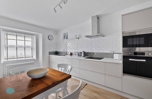 2 Bed - Apartment No. 1 Windsor Villas