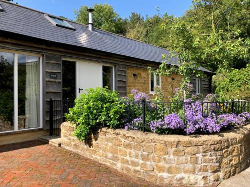 2 Bed in Beaminster 50884