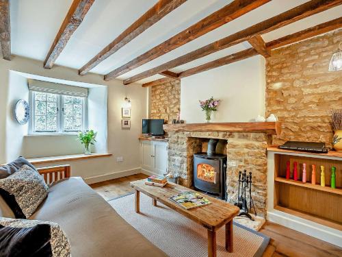 2 Bed in Hook Norton 92008