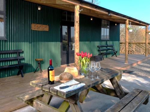 2 Bed in Pantygelli BN246