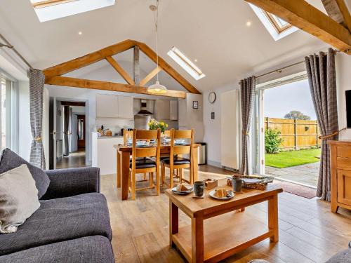 2 Bed in Winterton on Sea 29236