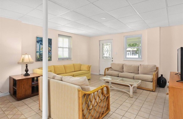 2 bedroom 1 bathroom! Lower level of the Duplex on canal