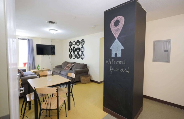 2 Bedroom 2 Bath | City Views!