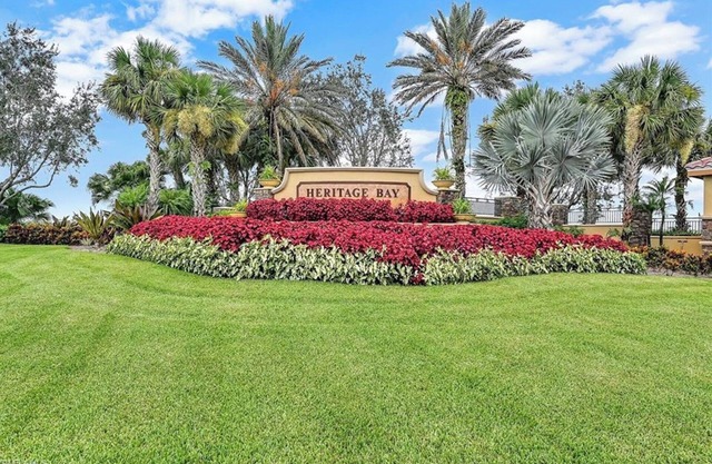 2 bedroom 2 bath Terrace Condo with Lanai, Pools, Golf Club, Tennis Club & more