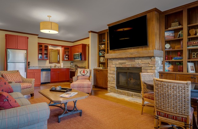 2 Bedroom-2 Bath Cottage Near Local Ski Resorts! Stay at True North Golf Club