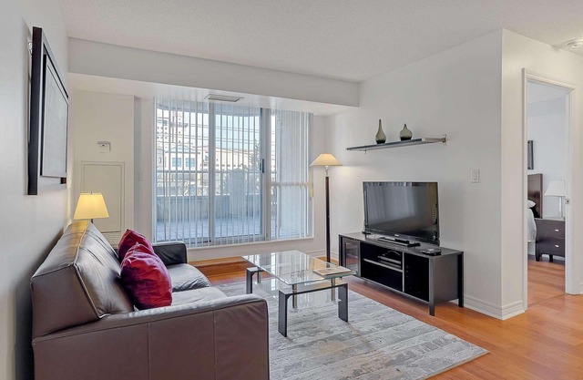 2 Bedroom/2 Bathroom Suite