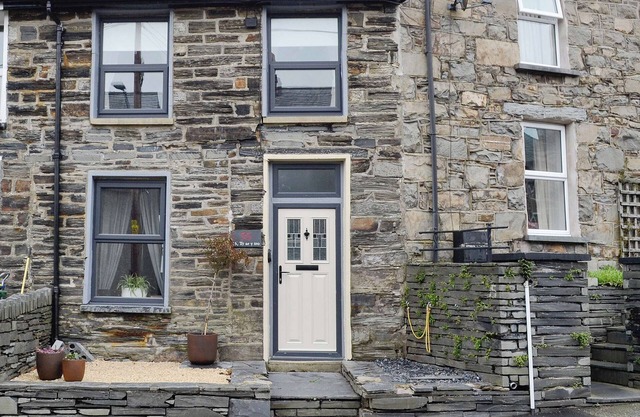 2 bedroom accommodation in Ffestiniog, near Blaenau Ffestiniog