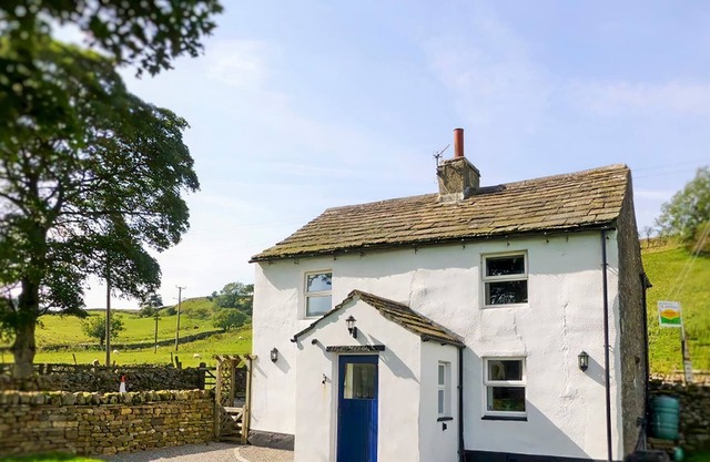 2 bedroom accommodation in Marsett near Hawes