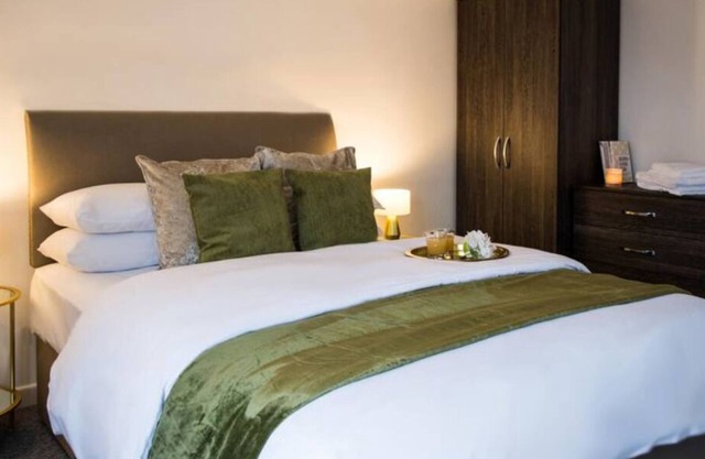 2 Bedroom Apt Leamington Spa