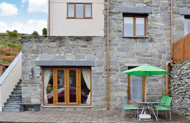 2 bedroom accommodation in Blaenau Ffestiniog