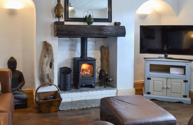 2 bedroom accommodation in Skinningrove, near Saltburn-by-the-Sea