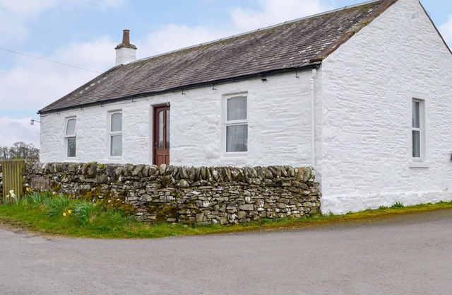 2 bedroom accommodation in Glenlochar, near Castle Douglas