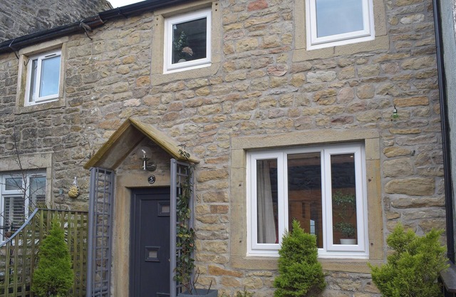 2 bedroom accommodation in Salterforth, near Barnoldswick