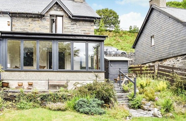 2 bedroom accommodation in Dolwyddelan