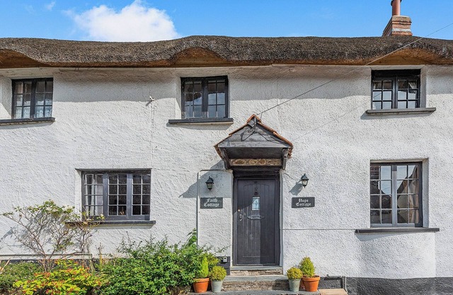 2 bedroom accommodation in Umberleigh