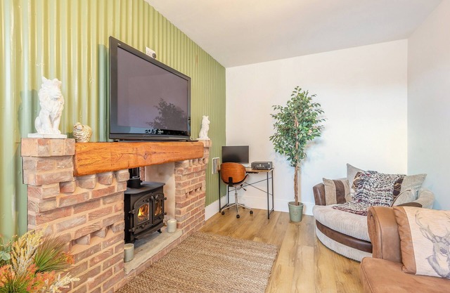 2 bedroom accommodation in Doncaster