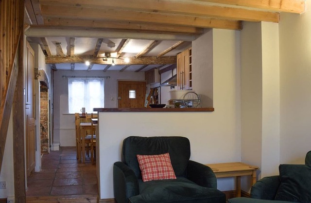 2 bedroom accommodation in Ellesmere