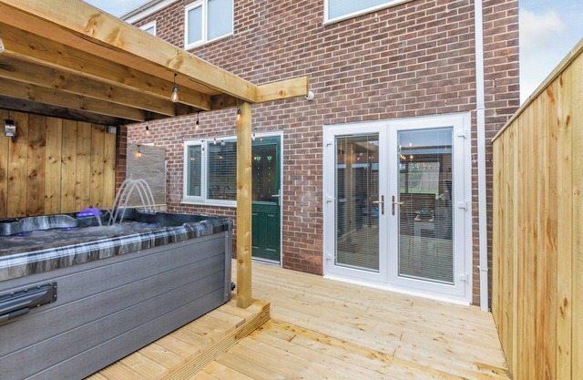 2 bedroom accommodation in Warkworth