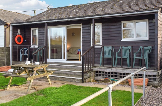 2 bedroom accommodation in Brundall