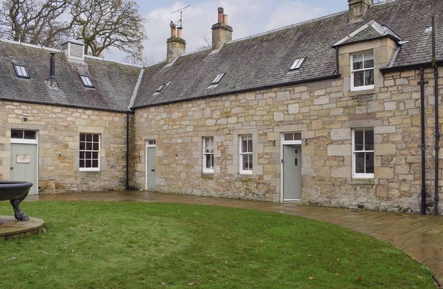 2 bedroom accommodation in Falkland
