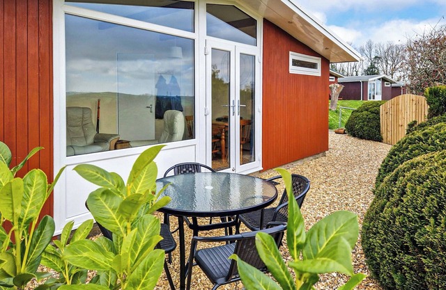 2 bedroom accommodation in Llangain