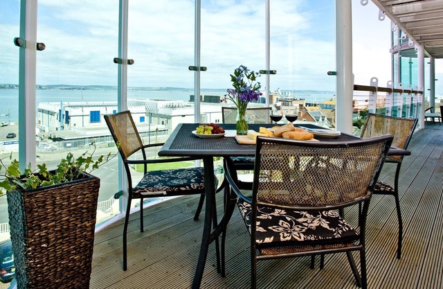 2 bedroom accommodation in Portland