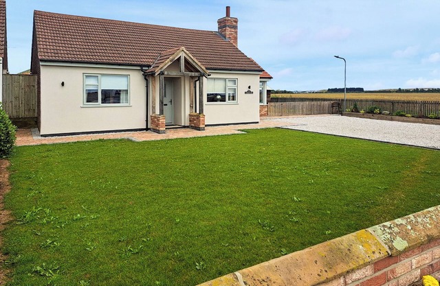 2 bedroom accommodation in Wyberton