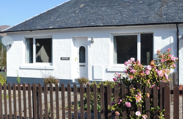 2 bedroom accommodation in Glencoe