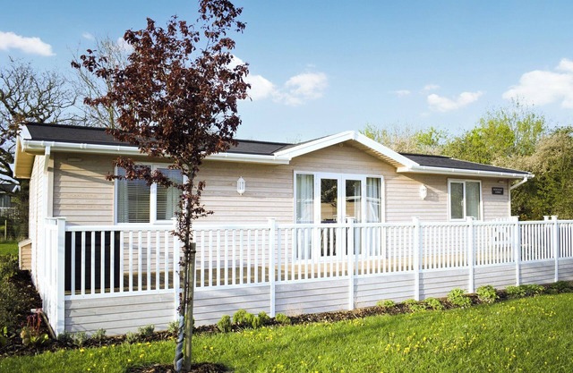 2 bedroom accommodation in Mercia Marina, near Derby