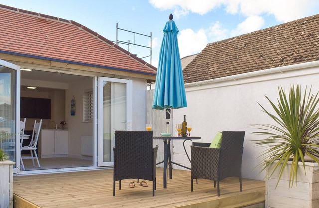 2 bedroom accommodation in Sandown