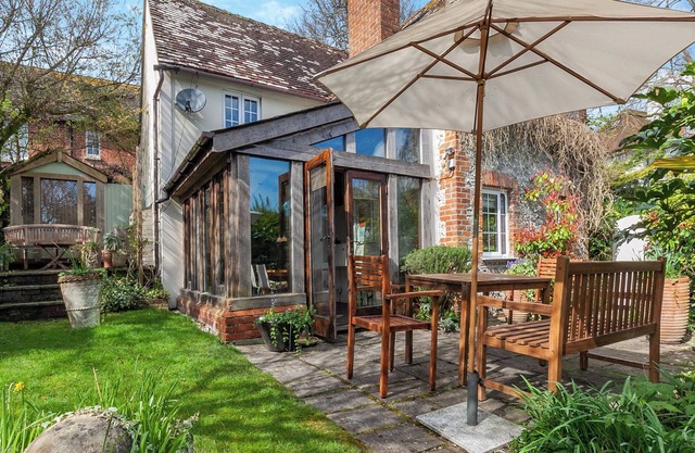 2 bedroom accommodation in Burpham, near Arundel