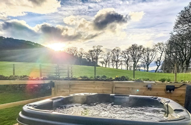 2 bedroom accommodation in Comrie, near Crieff