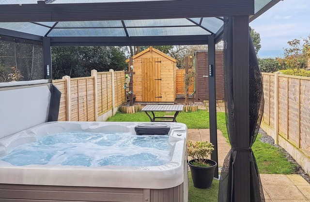 2 bedroom accommodation in Leven