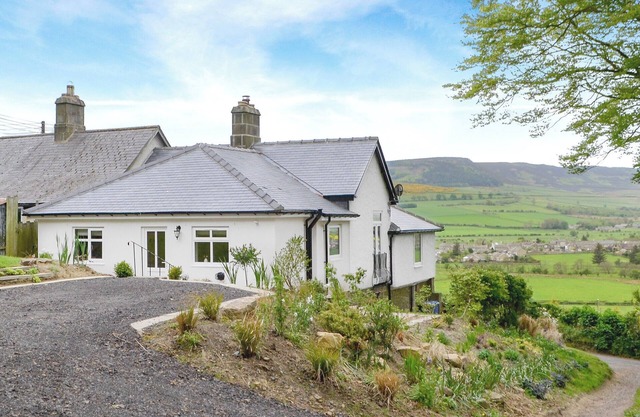 2 bedroom accommodation in Thropton, near Morpeth