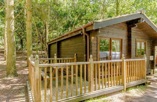 2 bedroom accommodation in Sherwood Forest, Rufford