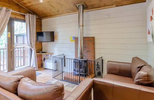 2 bedroom accommodation in Sherwood Forest, Rufford