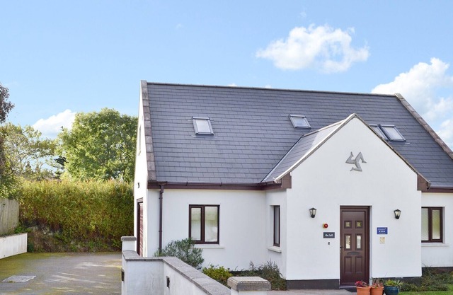 2 bedroom accommodation in Santon